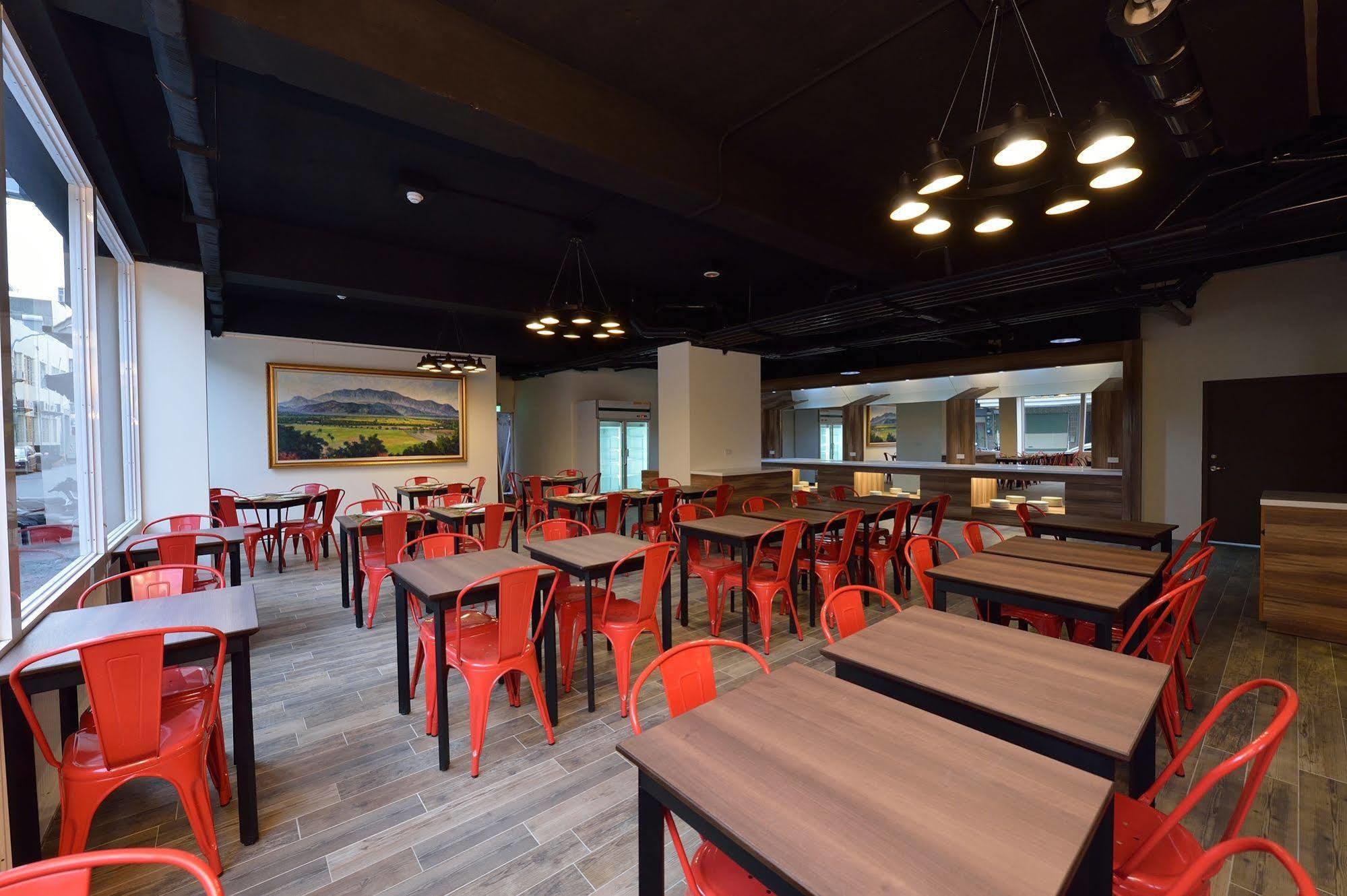 Home Rest Hotel Taitung Exterior foto